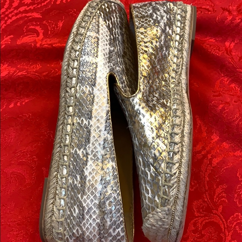 Shoes - Picture 4 of 4